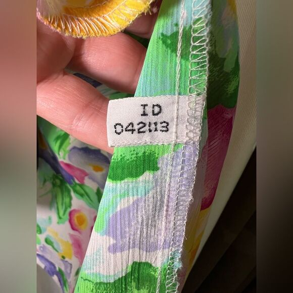 Vintage Victoria’s Secret satin and sheer wrap robe 🌺 excellent condition 🌺 - Picture 5 of 8